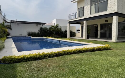 Casa en  Venta – Paraíso Country Club – Morelos
