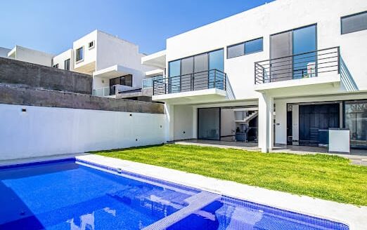 Casa en Venta en Burgos Bugambilias – Residencial Corinto